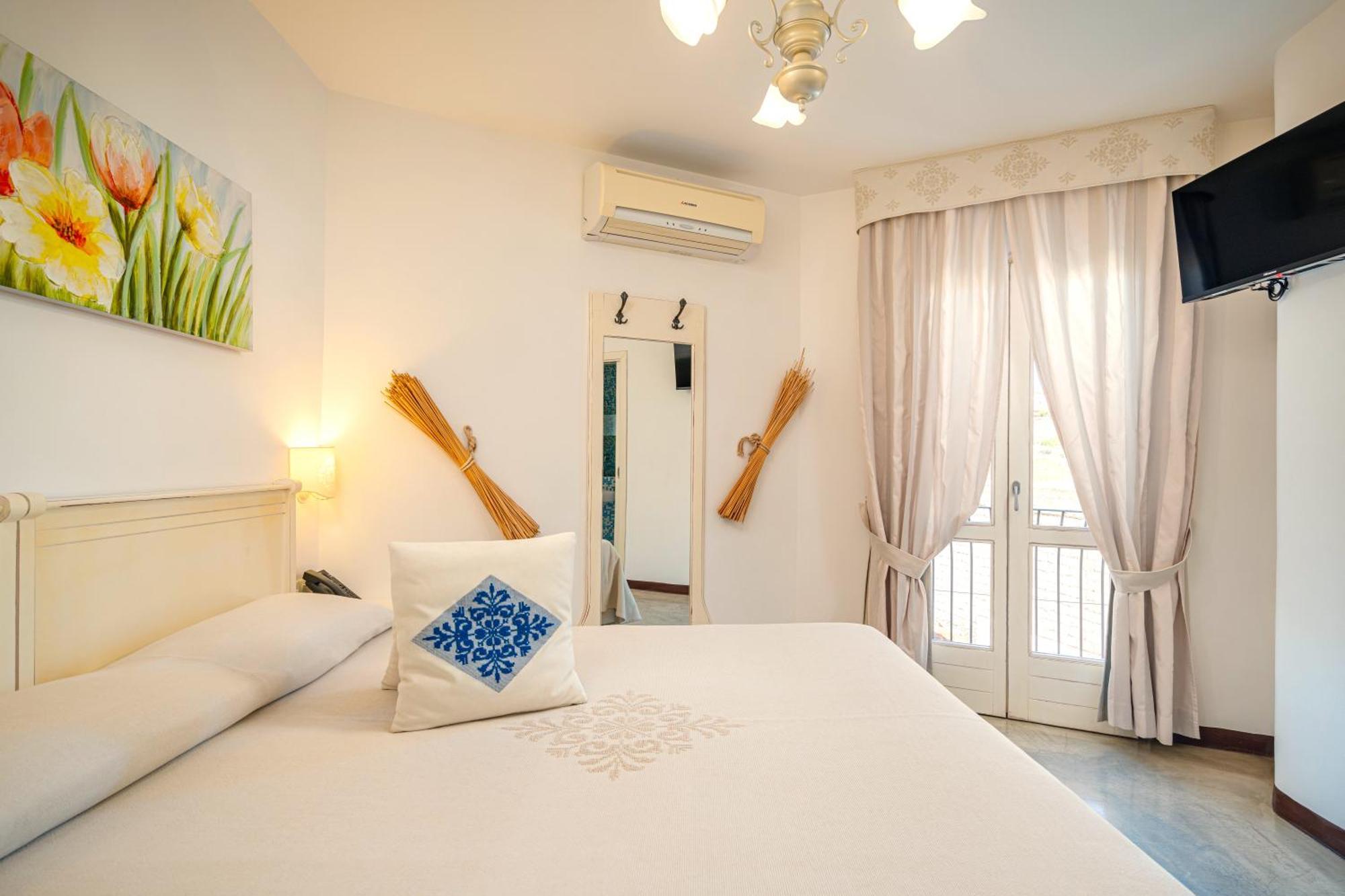 Albergo Diffuso Mannois Orosei Εξωτερικό φωτογραφία